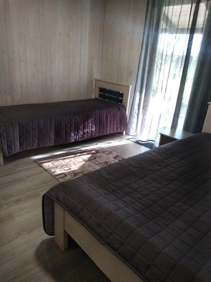 Nikol Hotel Svityaz' Esterno foto